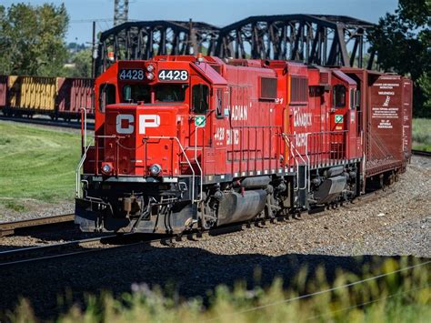 CPKC says it’s unshaken by Mexican president’s decree to host passenger rail service